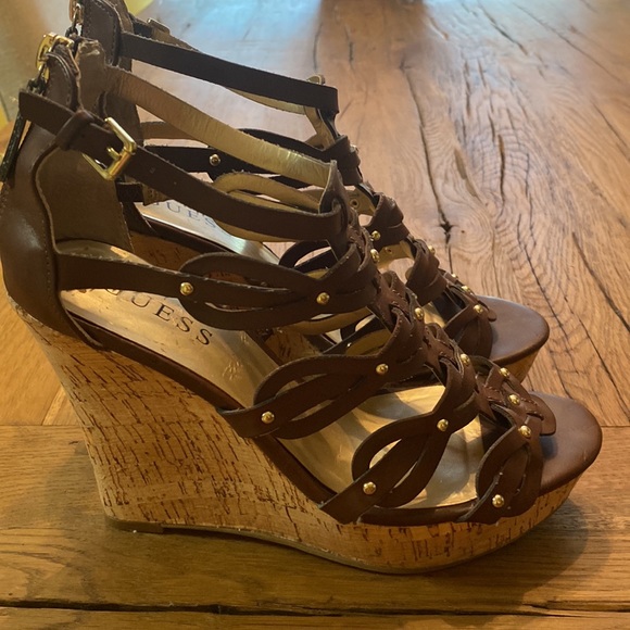 Guess Wedge Heel Size 7.5 - Picture 3 of 5